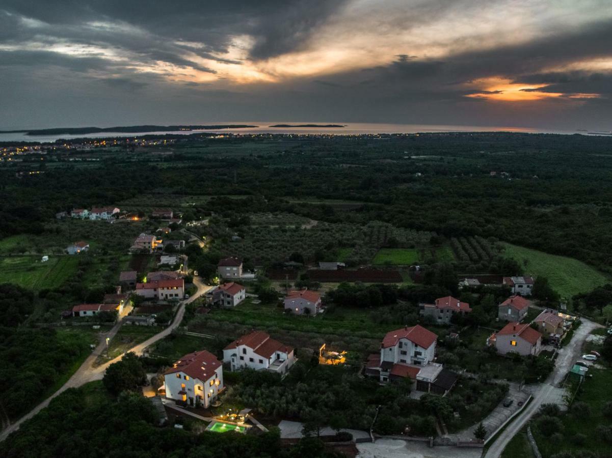 Holiday Home Mara Fondole Εξωτερικό φωτογραφία